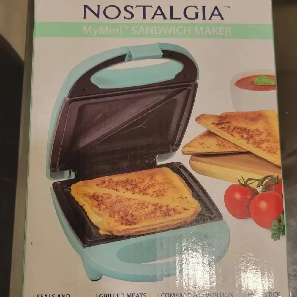 ‎Nostalgia Mini Sandwich Maker